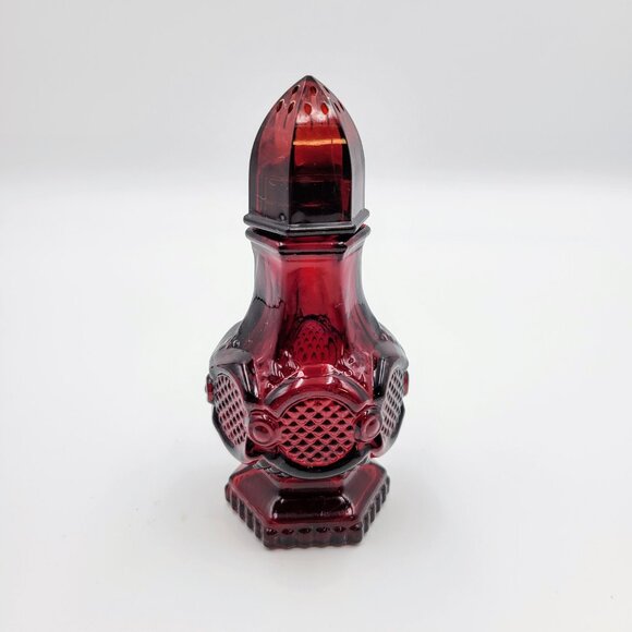 Avon Cape Cod Ruby Red Dish Collection Salt Or Pepper Shaker Vintage Read - Picture 3 of 10